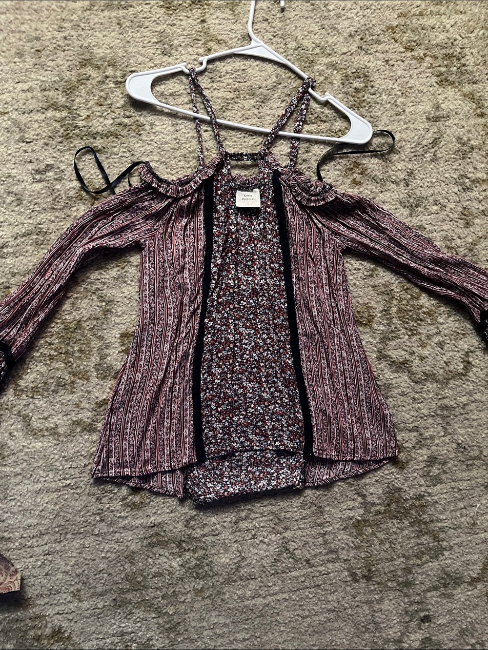 Knox Rose Mauve Floral Cold-Shoulder Tunic